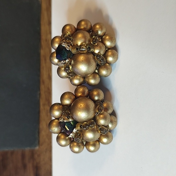 Gold Beaded Japan Necklace and Earring Set - Picture 8 of 9